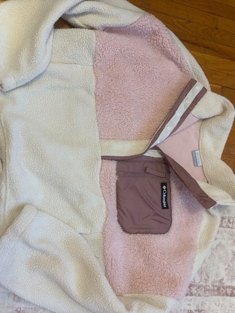 Women’s Columbia zip up
